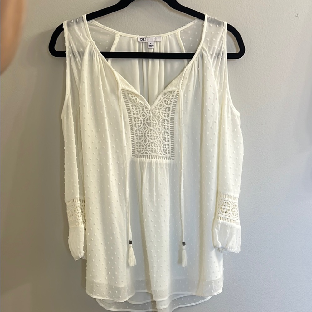 DR2 white Blouse with Crochet Details